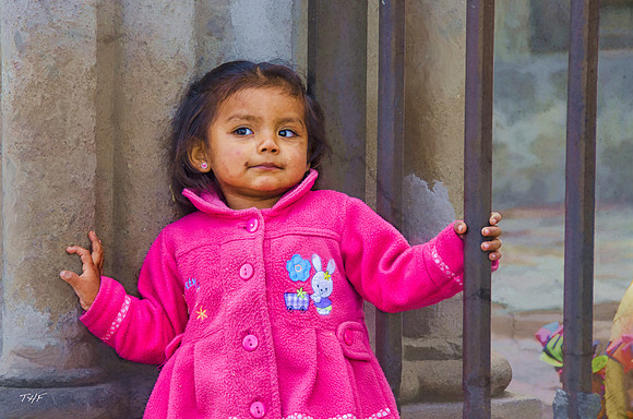Young girl at La Parroquia