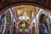Inside La Parroquia
