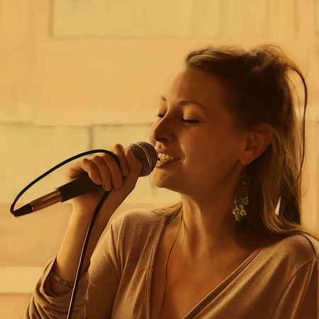 Kalina Pavlova, pop singer #1