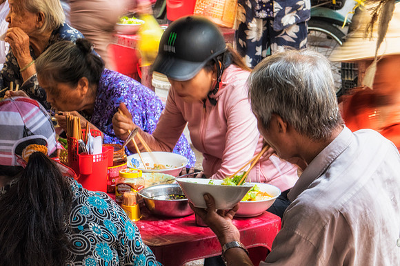 Breakfast in the Hoi An market