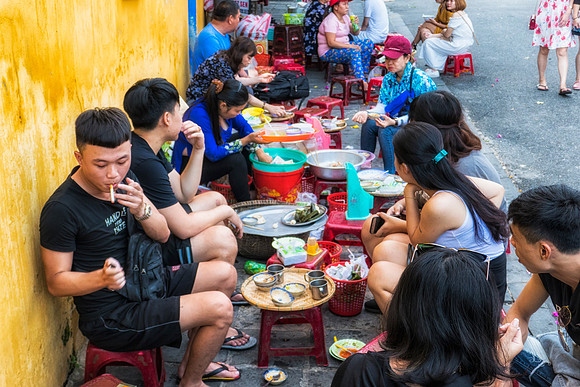 Lunchtime in downtown Hoi An